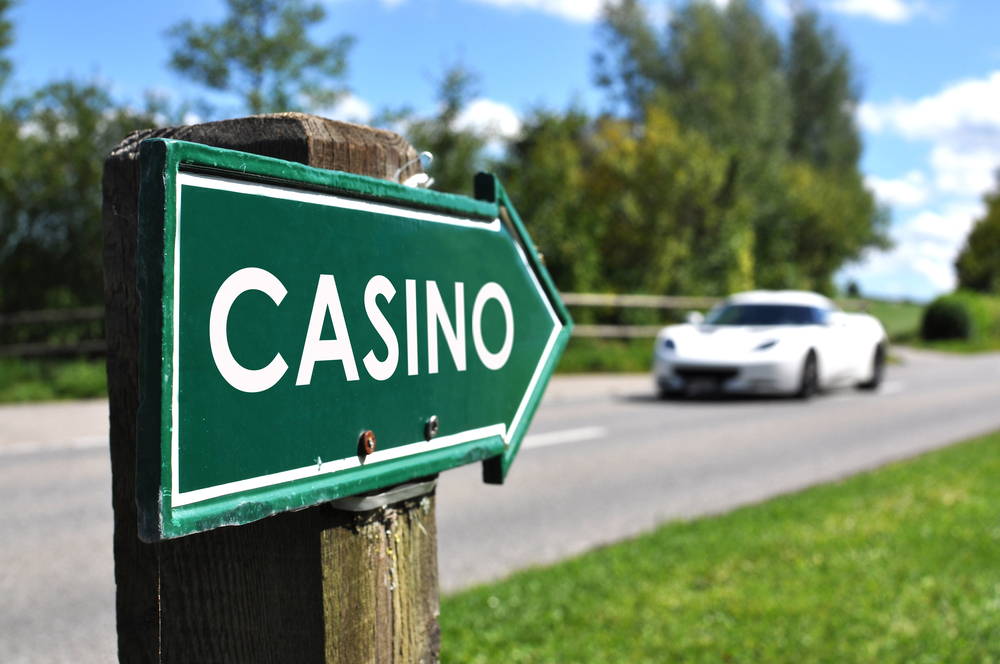 casino-guide-sign_83639404